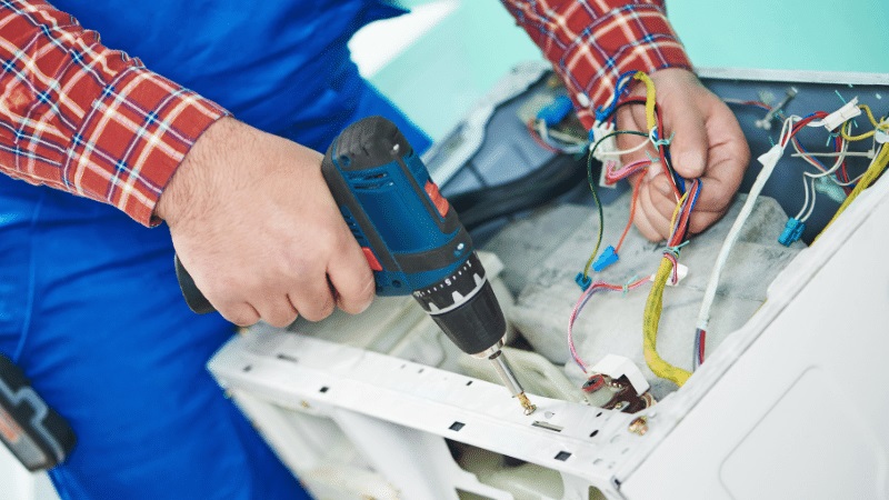 Şereflikoçhisar Hisense Hisense çamaşır makinesi kart tamiri – Su almama arızası orijinal parça ile giderildi. - Teknik servis örneği